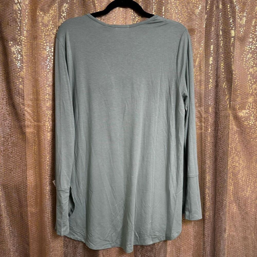 Tasc Long Sleeve Micro Modal Stretchy Sage Green Jenny Top Large NWT - Picture 2 of 11
